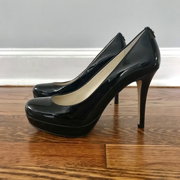 MICHAEL Michael Kors Shoes - Michael Kors Black Patent Leather Pumps - Size 7 MICHAEL Michael Kors Shoes - Michael Kors Black Patent Leather Pumps - Size 7